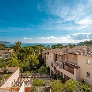 residence-pierre-vacances-lanse-de-pramousquier.fr-provencehotel.com/